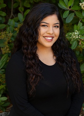 Dental assistant Seidy
